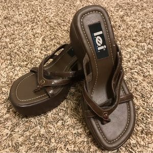 Lei brown platform shoes